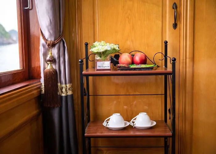 Venezia Cruises  4*