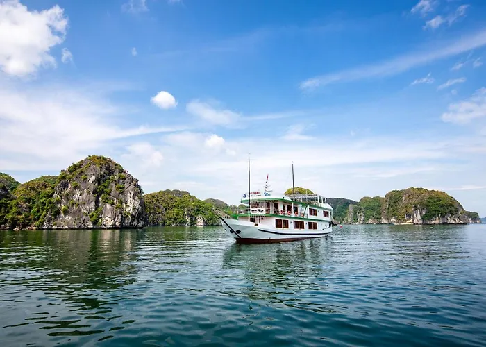 Venezia Cruises Hạ Long