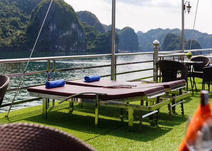  Venezia Cruises Hạ Long