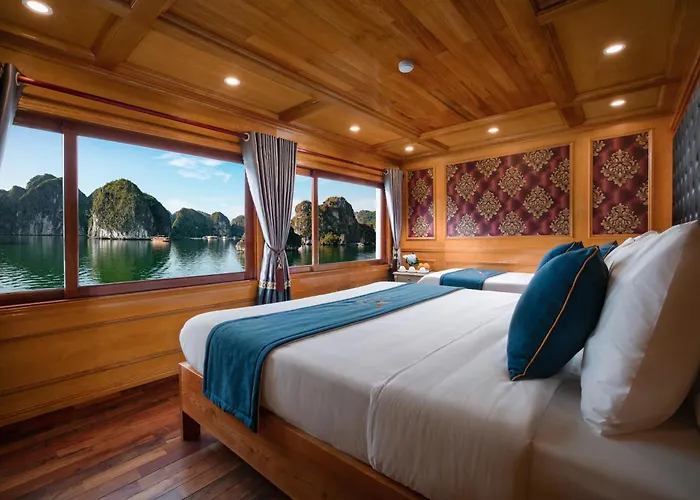 Venezia Cruises  4*